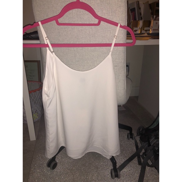 Flowy white tank top size M - Picture 2 of 3